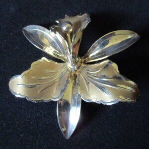 Vintage Unbranded Shiny & Matte Gold Tone Orchid Flower Brooch/Pin 2.75" x 2.5"